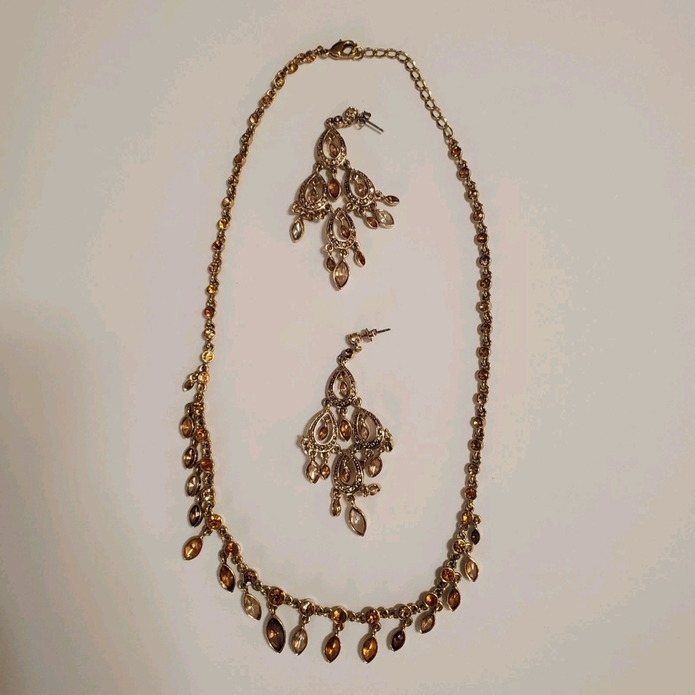 Gold-Tone Teardrop Necklace and Chandelier Earrings Set